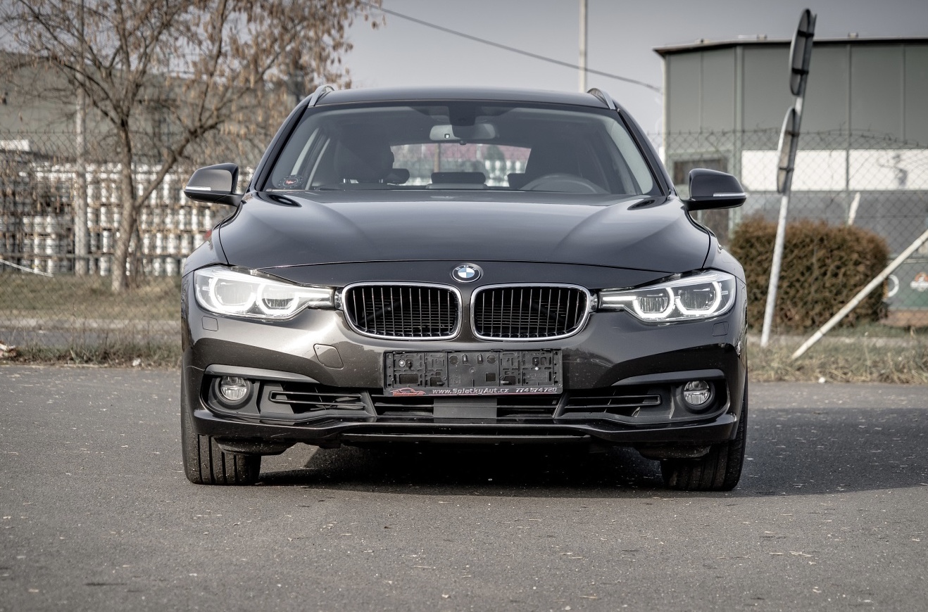 Foto: BMW 330 D 3.0 DSG COMBI 